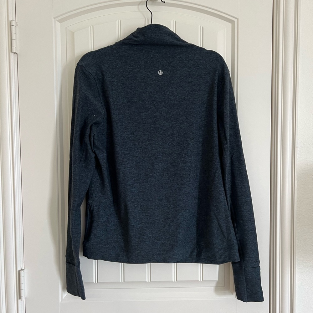 Lululemon Mock Neck Sweatshirt